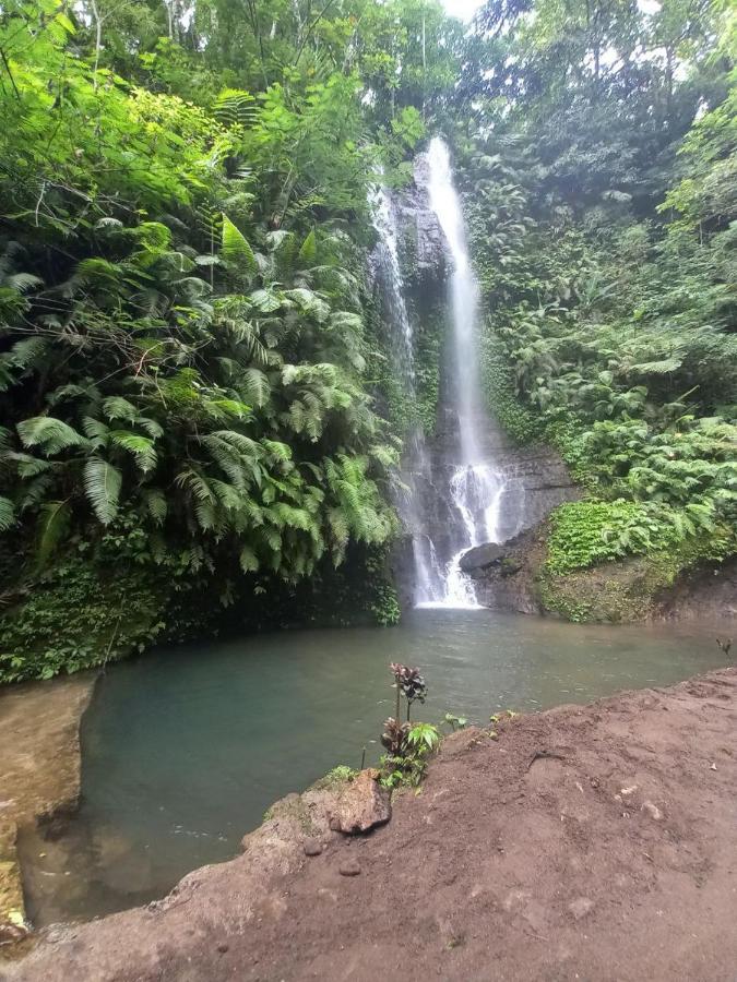 Munduk Tutub Waterfall View ภายนอก รูปภาพ