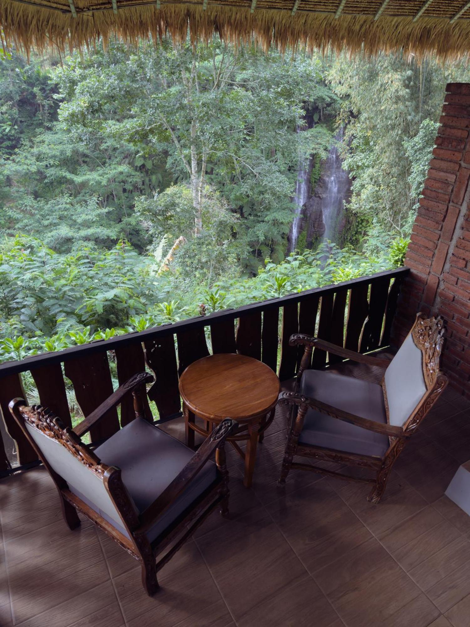 Munduk Tutub Waterfall View ภายนอก รูปภาพ